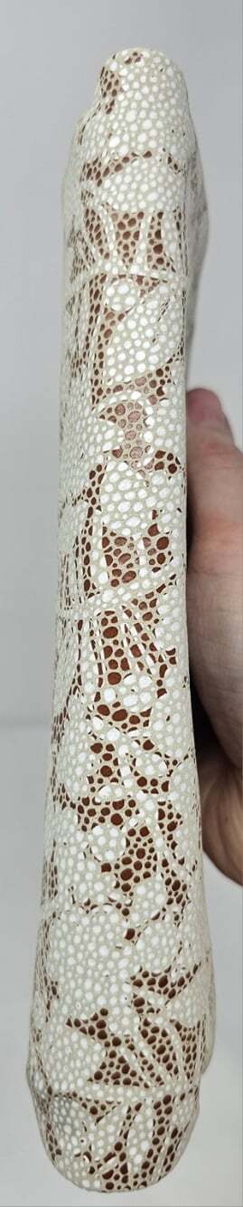 Hobo International Lauren Botanical Beauty Leather Double Frame Kisslock Clutch - Picture 4 of 10